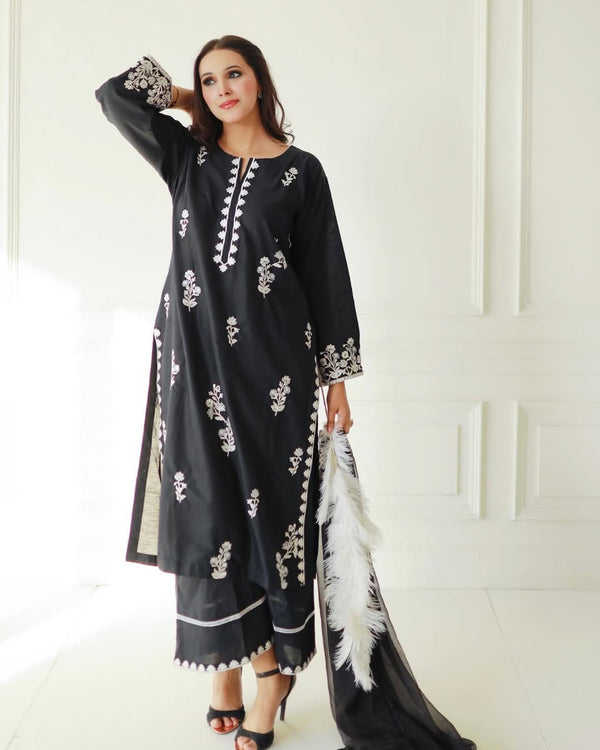 Premium Lawn Collection - Breathable & Elegant Scarves